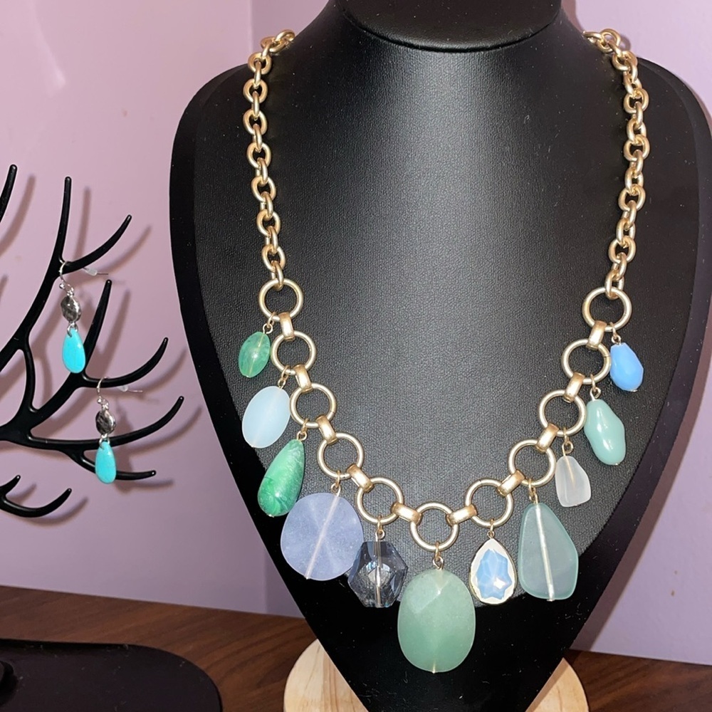 Beautiful Vintage Pastel Necklace Set